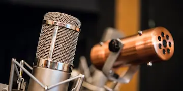 Deux micros pour la voix