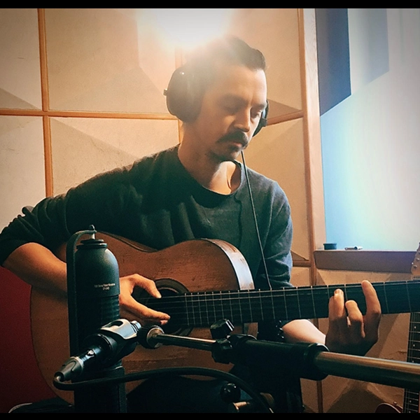 Appelez-moi François en studio pour une prise guitare